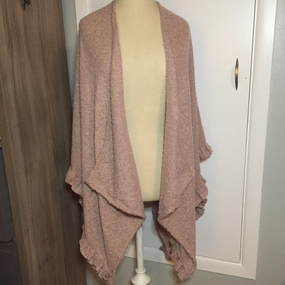Ruffled Rose Blush Shawl - Picture 3 of 7